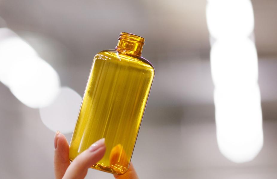 eliminating-fossil-plastic-use-&-pstic-waste
